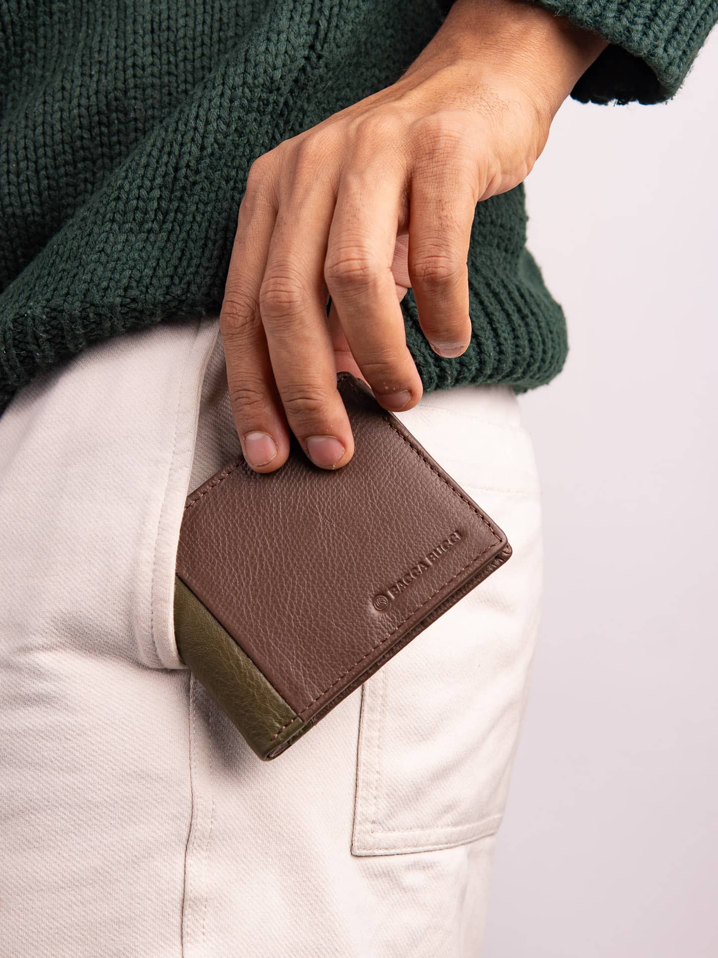 Bacca Bucci Men’s Genuine Leather Bi-Fold Wallet – Sleek, Dual-Tone Design