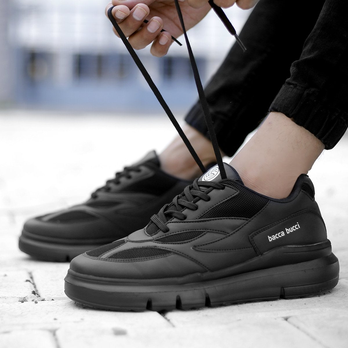 black sneakers for men