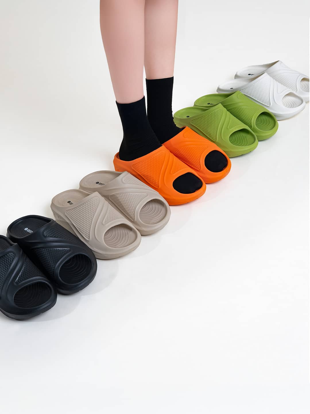 Bacca Bucci Floats—Ultra Lightweight EVA Slides for Men